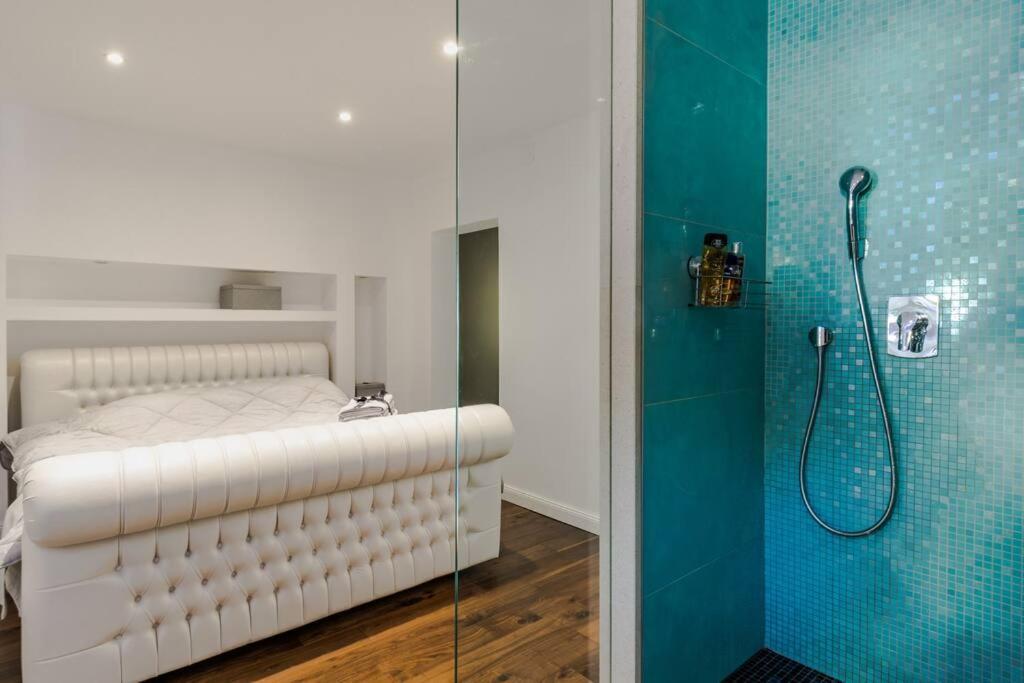 Luxury Apartment Martinis With Pool Split Zewnętrze zdjęcie